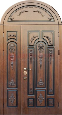 Арочная железная дверь с виноритом и узором ДА-36 в Наро-Фоминске