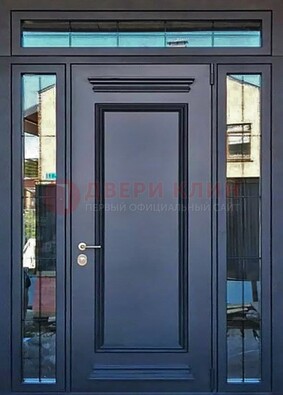 Черная металлическая дверь с фрамугой и филенкой ДФГ-19 в Наро-Фоминске