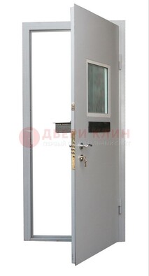 Белая металлическая дверь в кассу ДКС-1 в Наро-Фоминске