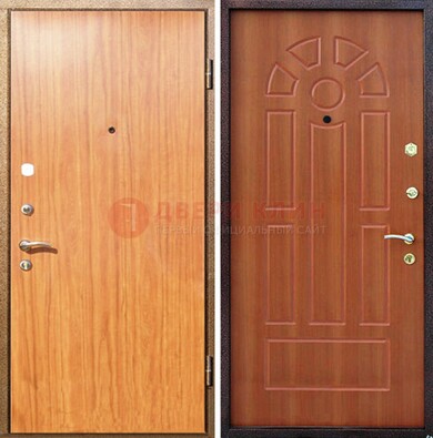 Светлая железная дверь с ламинатом МДФ внутри ДЛ-15 в Наро-Фоминске