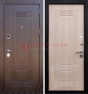 Коричневая входная дверь с МДФ ДМ-173 для кирпичного дома в Наро-Фоминске