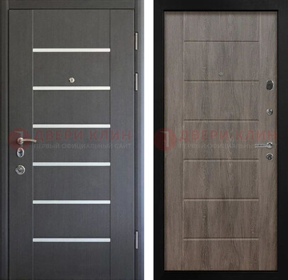 Черная металлическая входная дверь и коричневыми панелями МДФ ДМ-300 в Наро-Фоминске