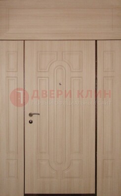 Светлая входная дверь для загородного дома с МДФ ДМ-537 в Наро-Фоминске