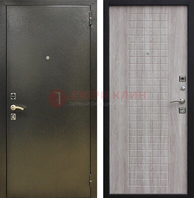 Железная темная дверь с порошковым покрытием и филенчатой МДФ ДП-297 в Наро-Фоминске