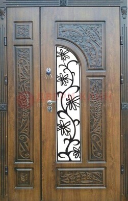 Морозостойкая металлическая парадная дверь ДПР-12 в Наро-Фоминске