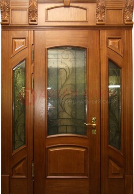 Парадная дверь со стеклянными вставками и ковкой ДПР-36 для дома в Наро-Фоминске