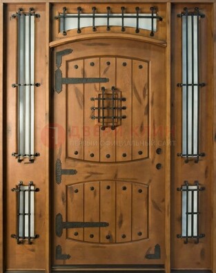 Парадная дверь с коваными элементами ДПР-68 в коттедж в Наро-Фоминске