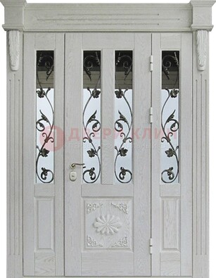 Входная парадная дверь со стеклом и ковкой в белом цвете ДПР-93 в Наро-Фоминске