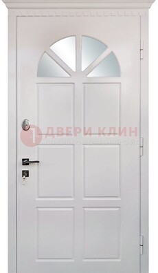 Светлая железная дверь со стеклом ДС-29 в Наро-Фоминске