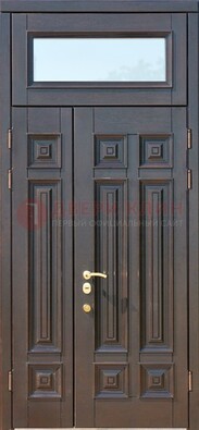 Коричневая двухстворчатая металлическая дверь со стеклом ДС-62 в Наро-Фоминске