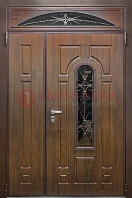 Большая металлическая дверь со стеклом и ковкой ДСК-145 в Наро-Фоминске