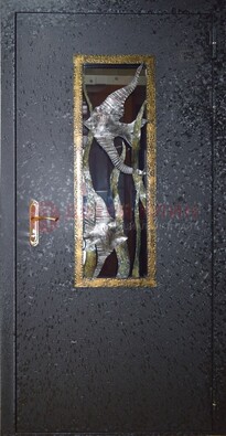 Металлическая дверь со стеклом и ковкой ДСК-82 для крыльца в Наро-Фоминске