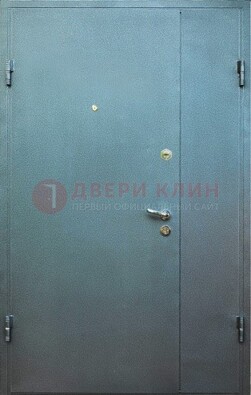 Серая тамбурная дверь ДТМ-34 в Севастополе