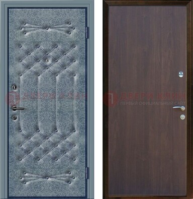 Серая металлическая дверь с винилискожей ДВ-35 в Сочи