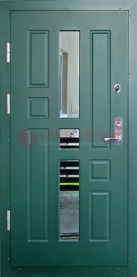 Зеленая железная  дверь с виноритом и зеркалом ДВТ-205 в Наро-Фоминске