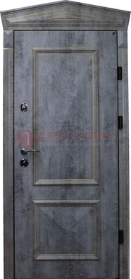 Серая железная уличная дверь с виноритом ДВТ-60 в Наро-Фоминске