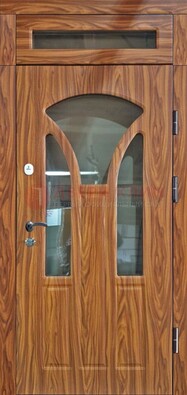 Коричневая классическая входная дверь с виноритом ДВТ-66 в Наро-Фоминске