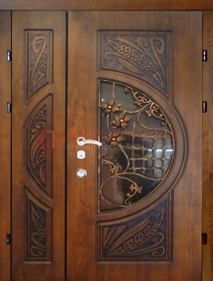 Металлическая дверь с виноритом и резной панелью внутри ДВТ-70 в Наро-Фоминске