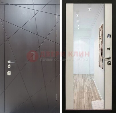 Железная коричневая дверь со светлой МДФ внутри и зеркалом ДЗ-125 в Наро-Фоминске